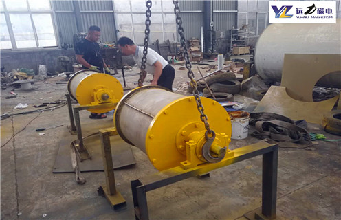 永磁磁选机，湖南rct永磁磁选机滚筒_铁矿选矿湖南rct永磁磁选机滚筒磁场一般为多少_磁块如何排列