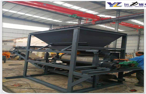 辊磨磁选机， 高压辊磨磁选机的优劣如何区别_铁矿选矿 高压辊磨磁选机的优劣如何区别磁场一般为多少_磁块如何排列