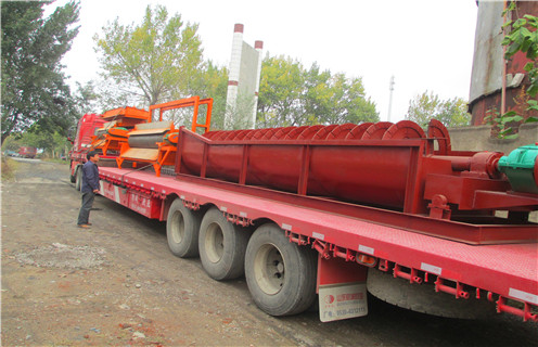 湿式磁选机，石英砂湿式磁选机多少钱一台_钒钛铁矿石英砂湿式磁选机多少钱一台型号参数及磁场强度